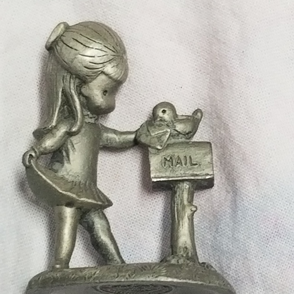 Little Gallery 1980 pewter figurine